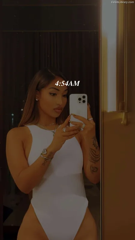 Shenseea photo 18 of 322