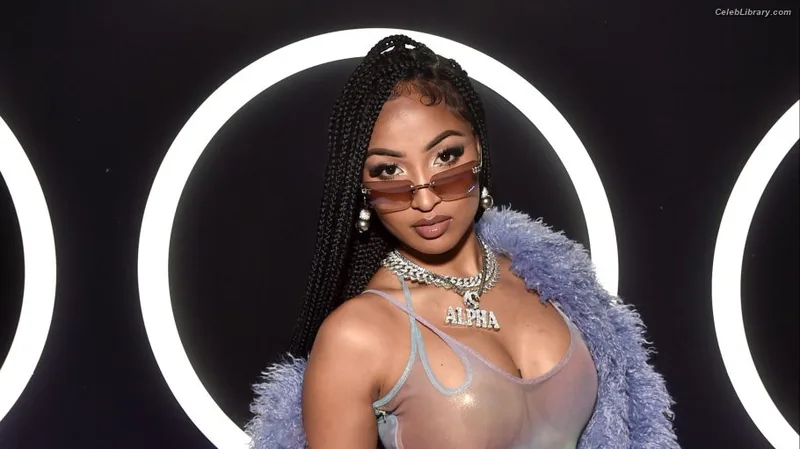 Shenseea photo 21 of 322