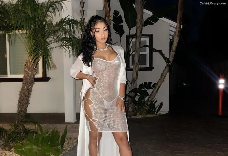 Shenseea photo 22 of 322