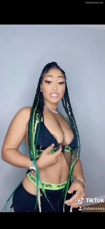 Shenseea photo 8 of 322