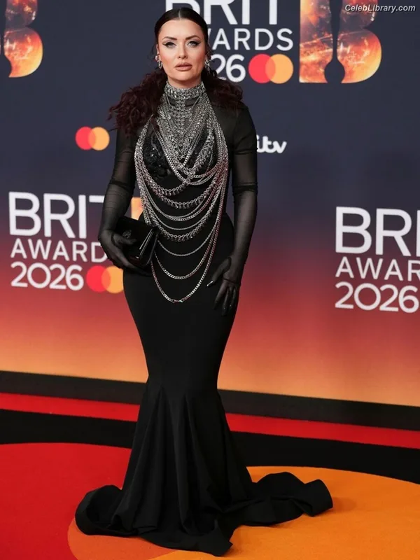 Shona Mcgarty photo 18 of 323