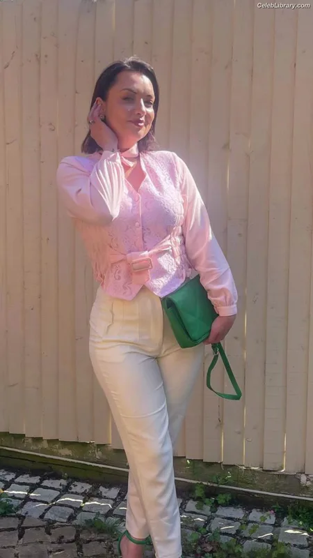 Shona Mcgarty photo 17 of 323