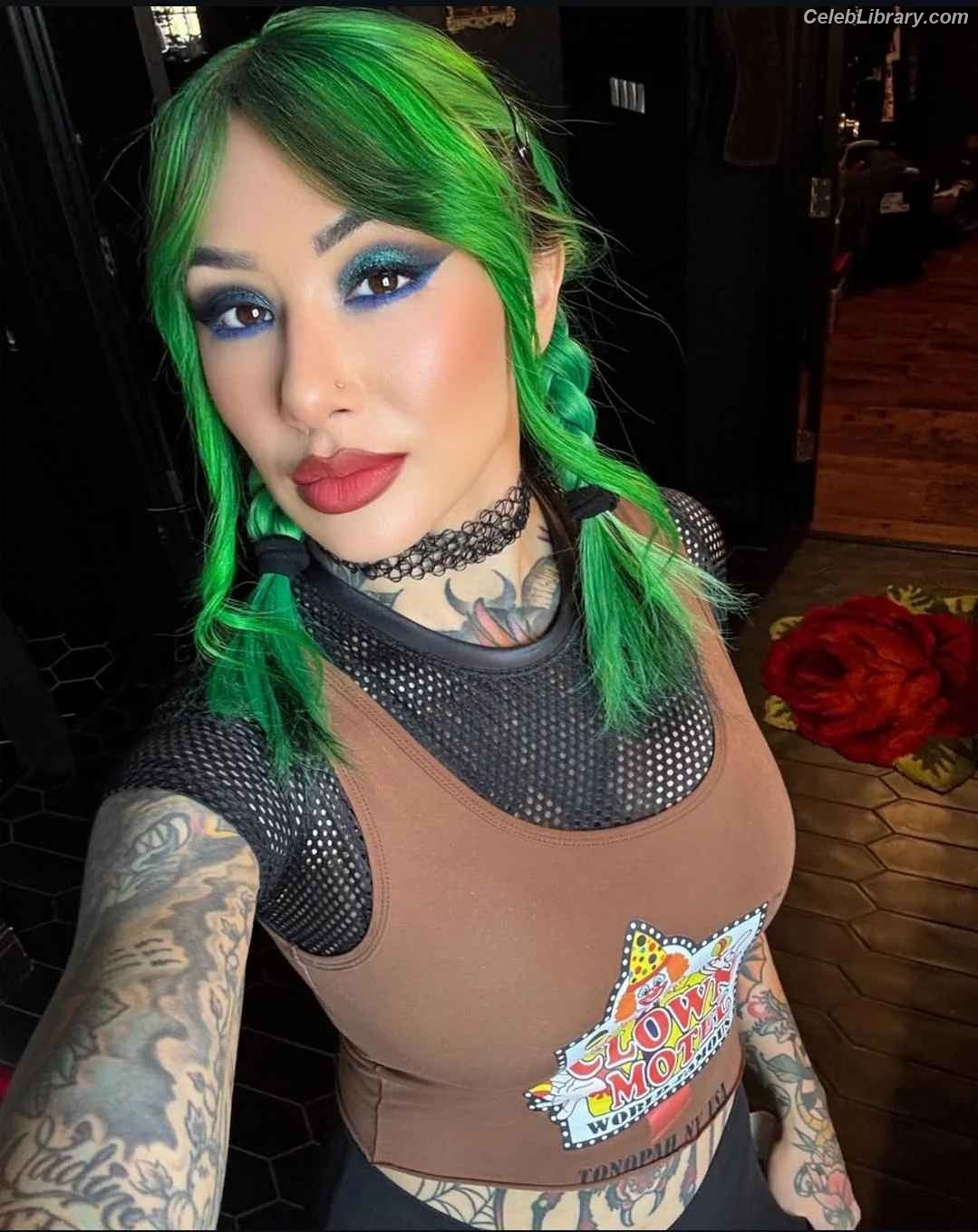 Shotzi Blackheart photo 8 of 703