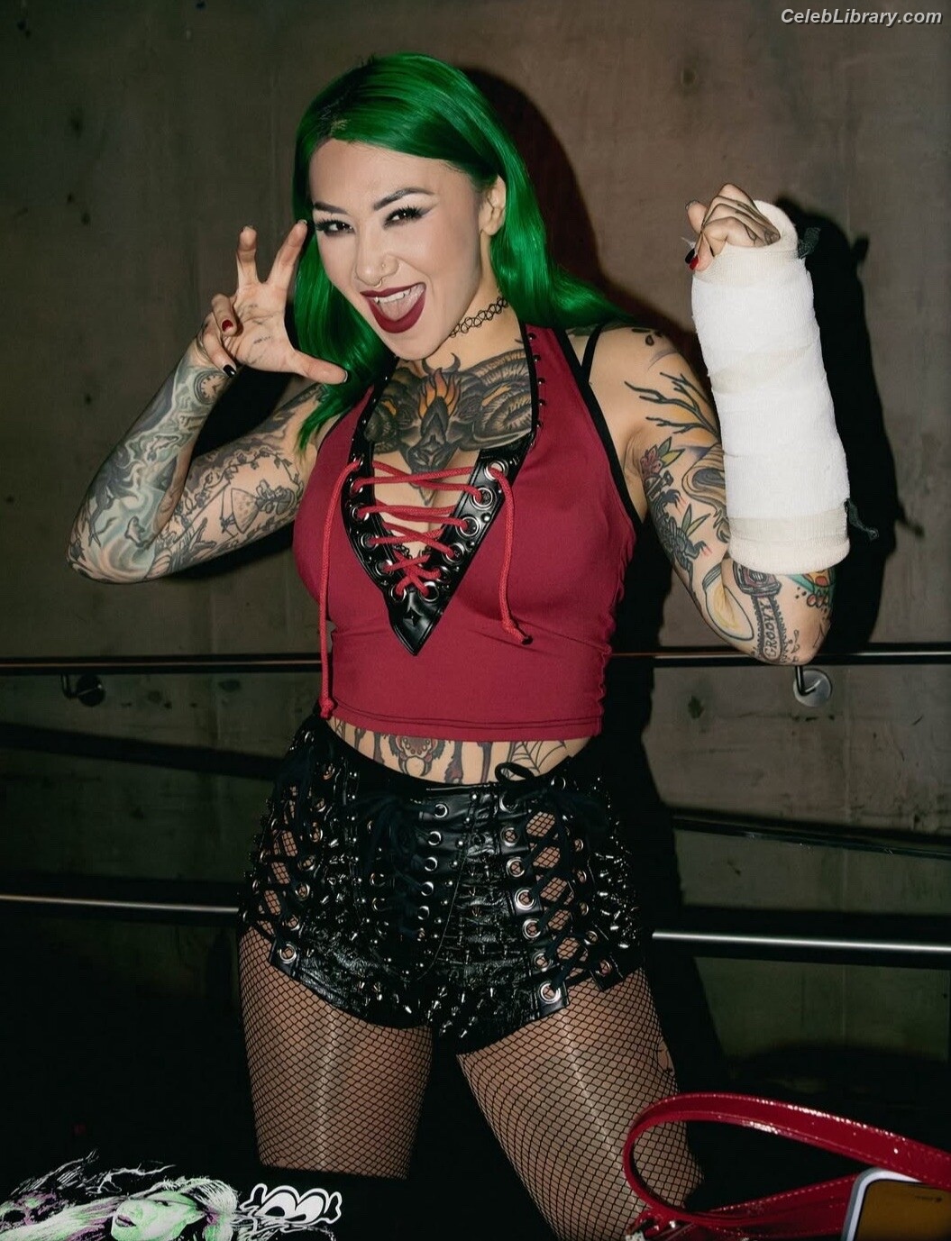 Shotzi Blackheart photo 3 of 703