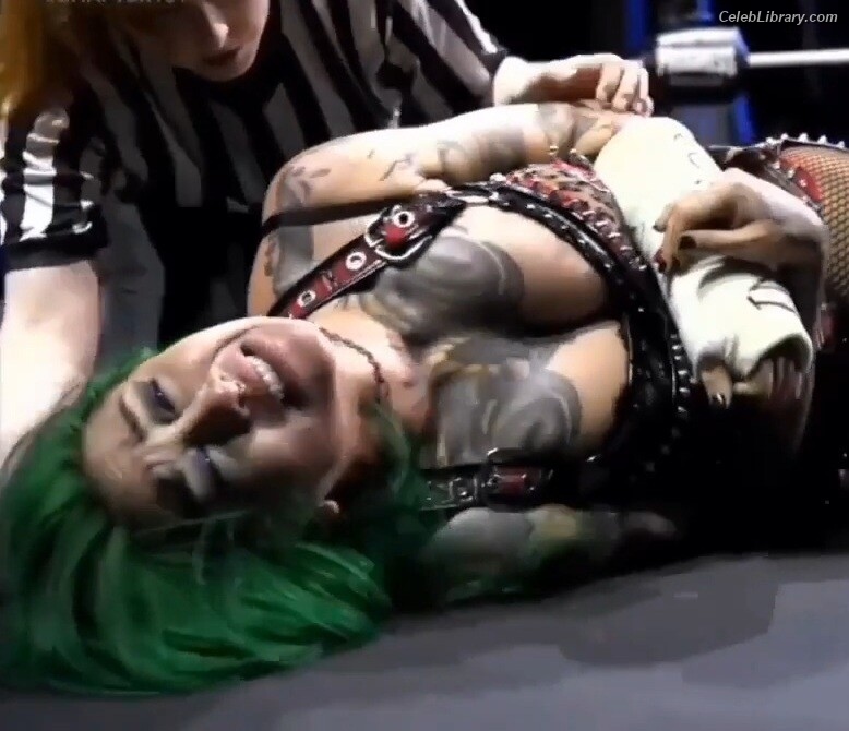 Shotzi Blackheart photo 5 of 703