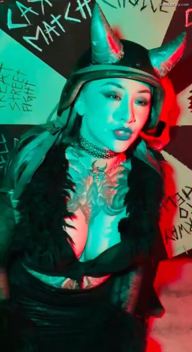 Shotzi Blackheart photo 6 of 703