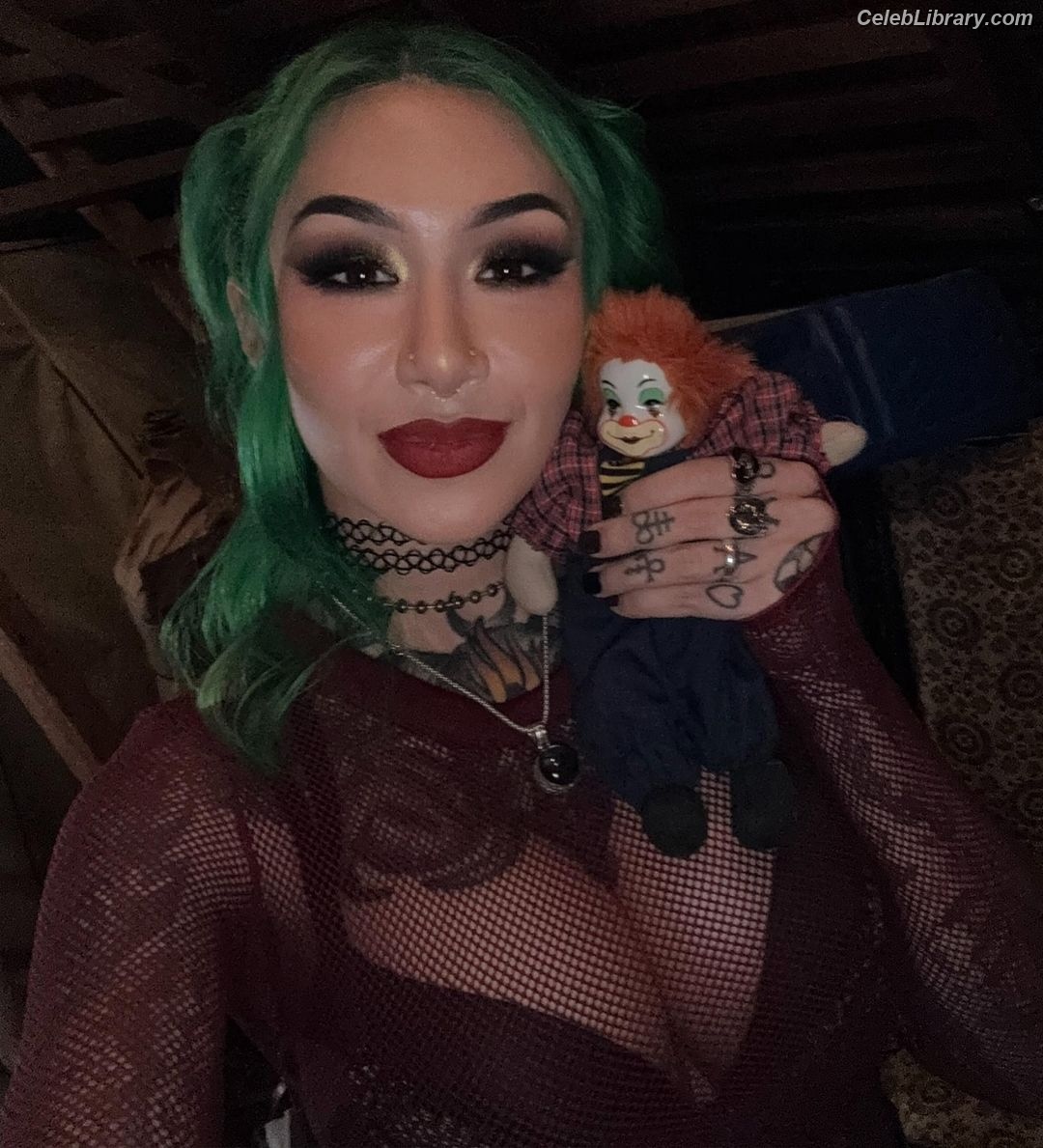 Shotzi Blackheart photo 1 of 703