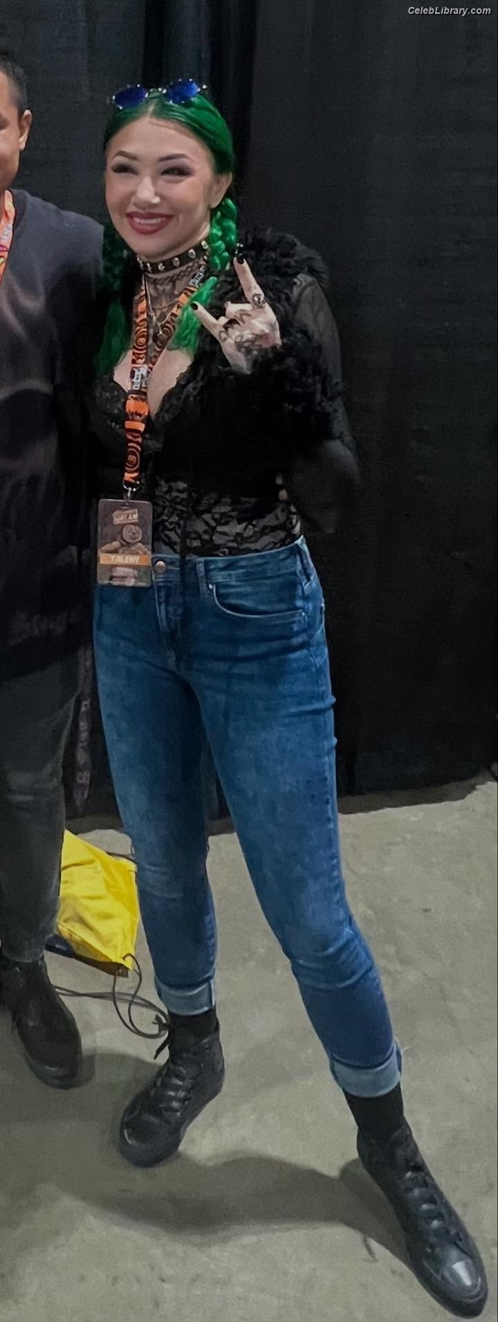 Shotzi Blackheart photo 7 of 703