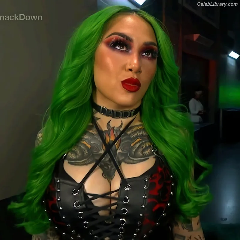 Shotzi Blackheart photo 4 of 703