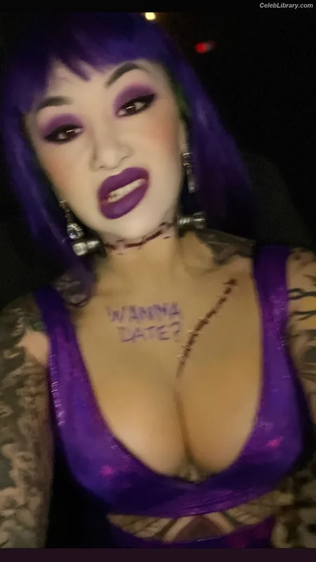 Shotzi Blackheart photo 8 of 703