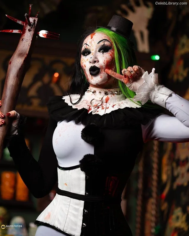 Shotzi Blackheart photo 14 of 703