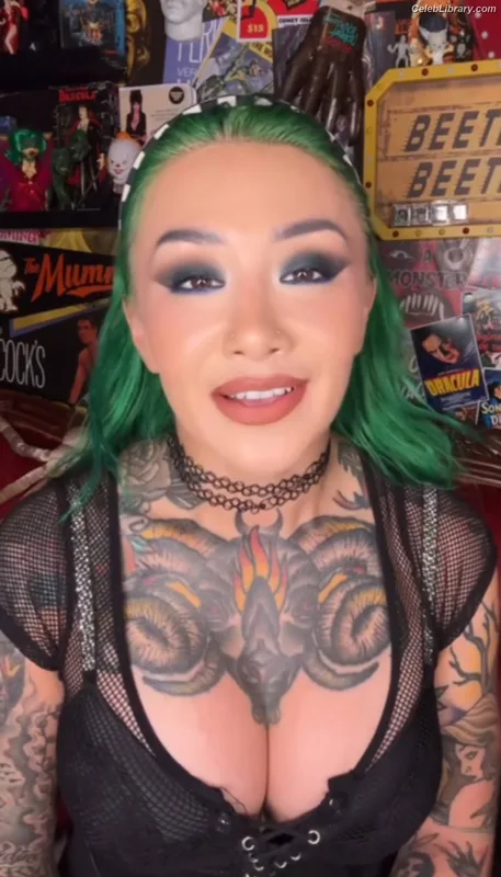Shotzi Blackheart photo 9 of 703