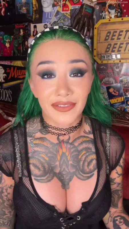 Shotzi Blackheart photo 10 of 703
