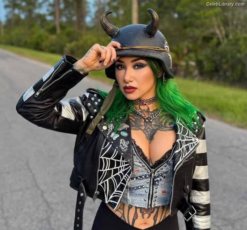 Shotzi Blackheart photo 13 of 703