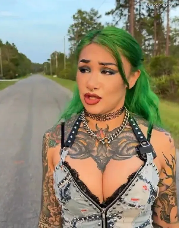 Shotzi Blackheart photo 17 of 703