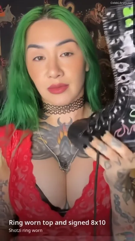Shotzi Blackheart photo 2 of 703
