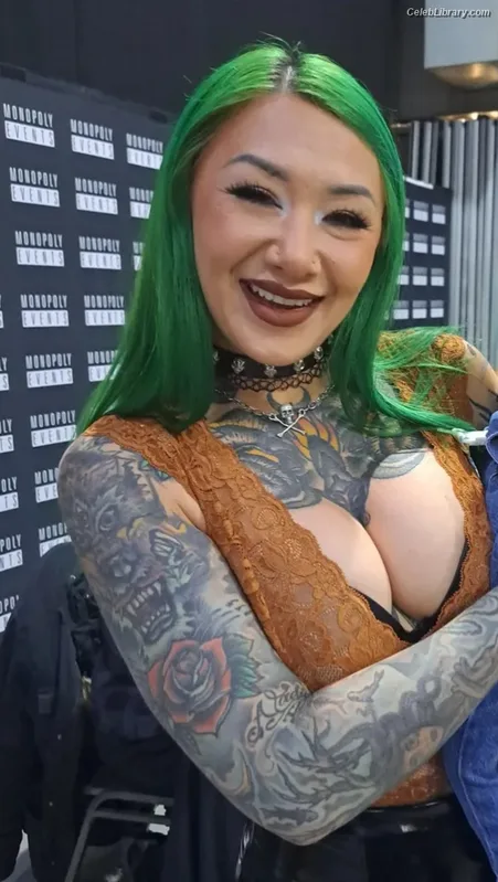 Shotzi Blackheart photo 10 of 703