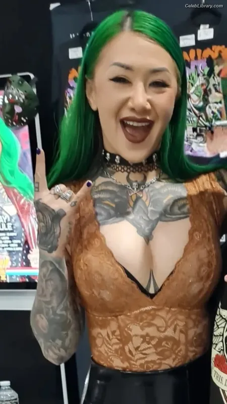 Shotzi Blackheart photo 12 of 703