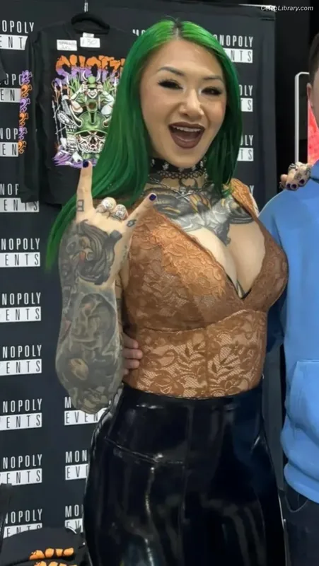 Shotzi Blackheart photo 13 of 703
