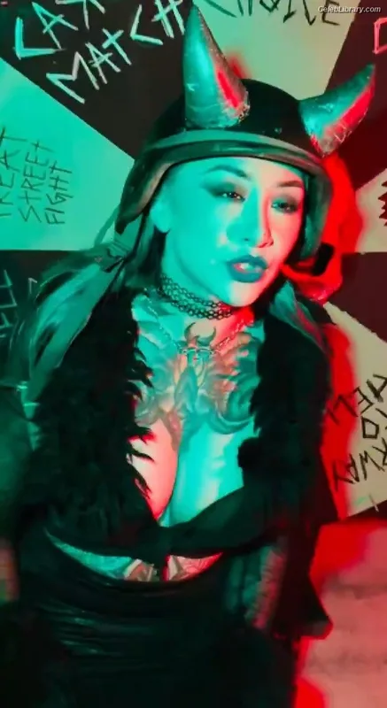 Shotzi Blackheart photo 6 of 703