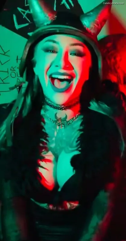 Shotzi Blackheart photo 12 of 703