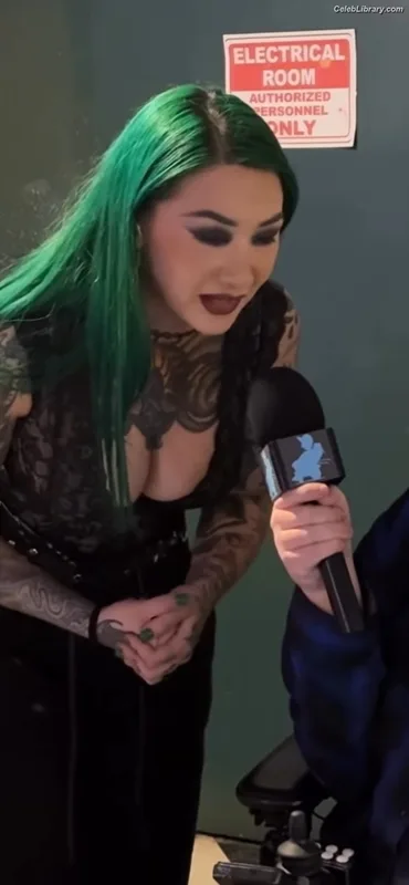 Shotzi Blackheart photo 8 of 703