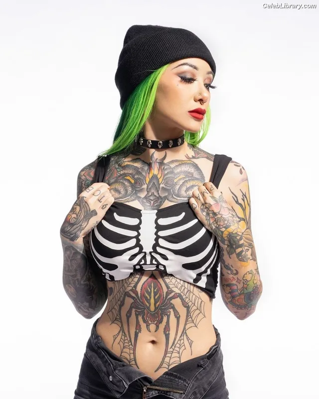 Shotzi Blackheart photo 7 of 703