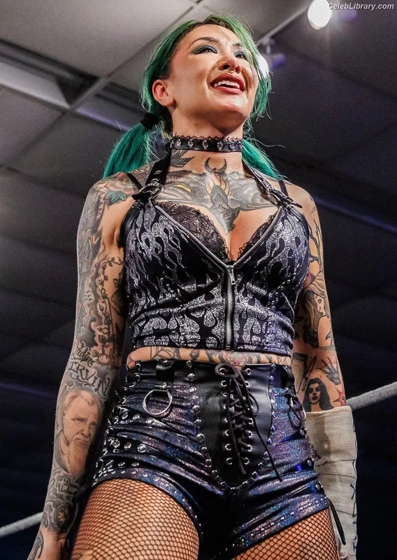 Shotzi Blackheart photo 9 of 703