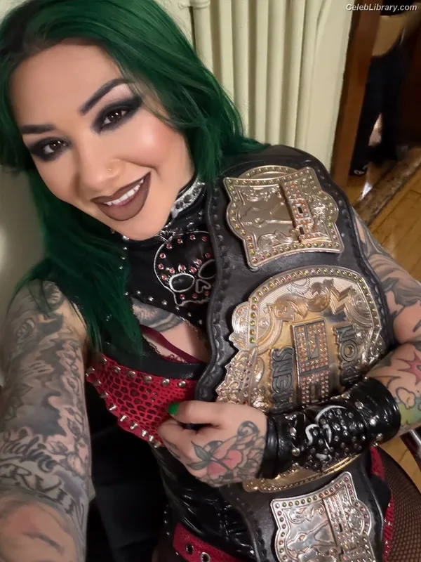 Shotzi Blackheart photo 7 of 703