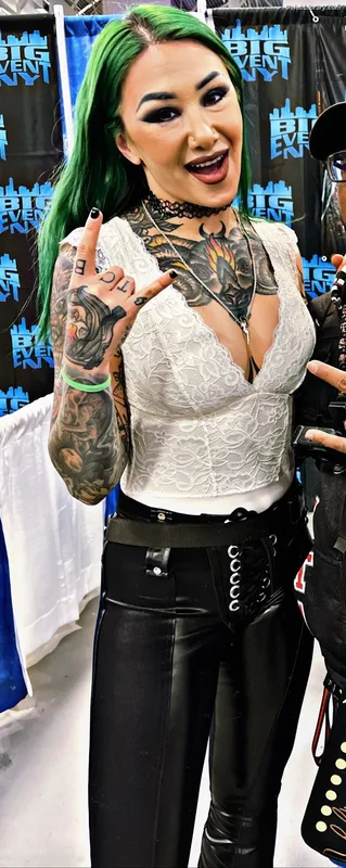 Shotzi Blackheart photo 10 of 703