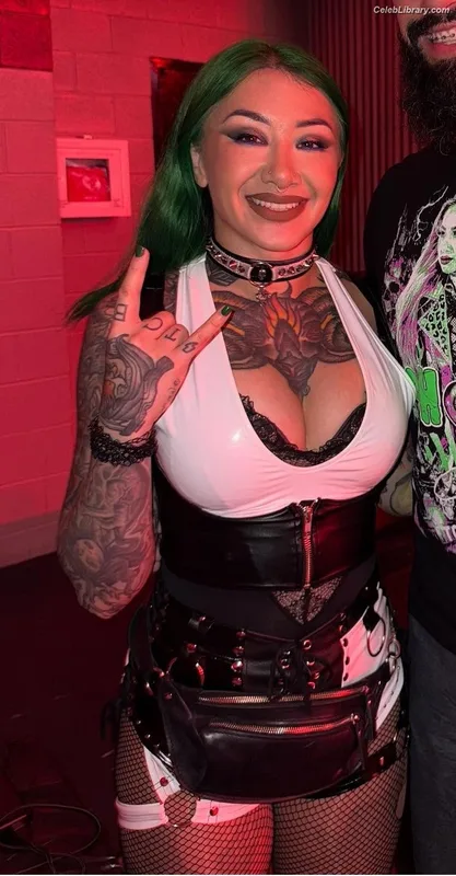Shotzi Blackheart photo 12 of 703