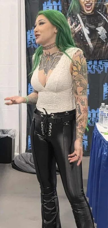 Shotzi Blackheart photo 16 of 703