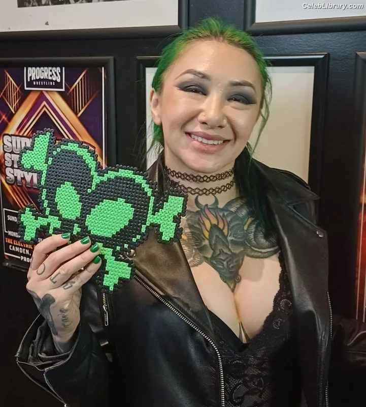 Shotzi Blackheart photo 5 of 703