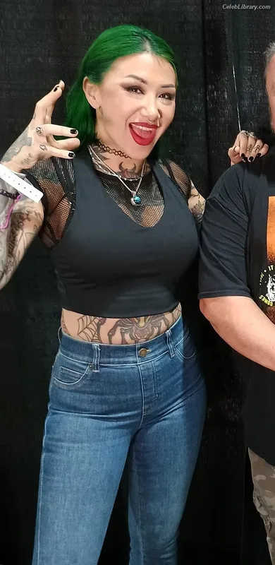Shotzi Blackheart photo 13 of 703