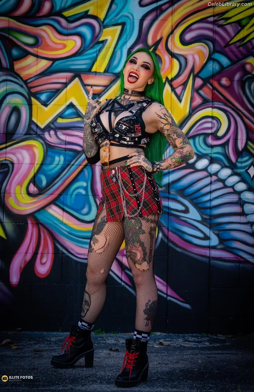 Shotzi Blackheart photo 15 of 703