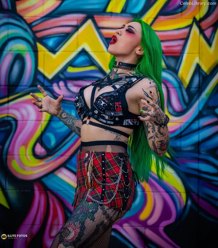 Shotzi Blackheart photo 16 of 703