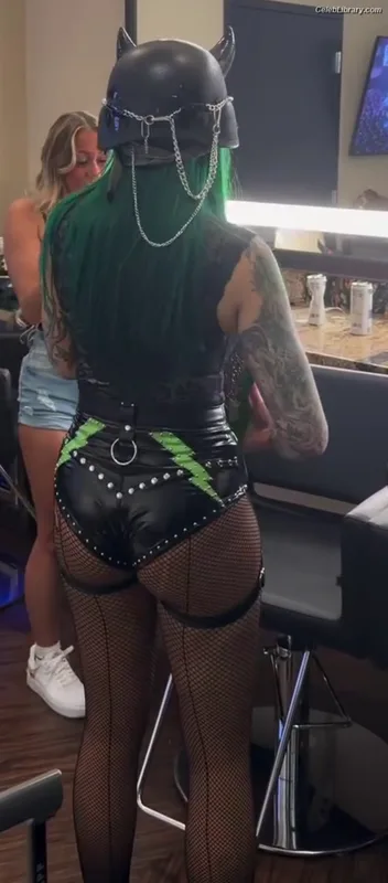 Shotzi Blackheart photo 6 of 703