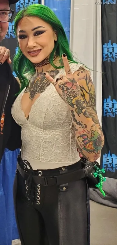 Shotzi Blackheart photo 13 of 703