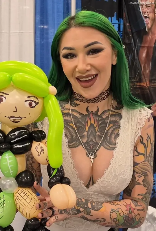 Shotzi Blackheart photo 15 of 703