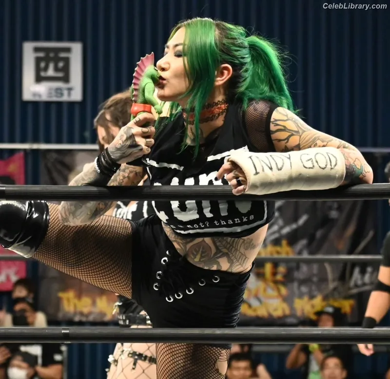 Shotzi Blackheart photo 5 of 703