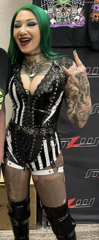 Shotzi Blackheart photo 12 of 703