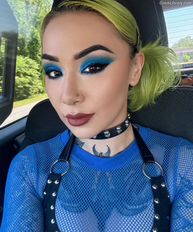 Shotzi Blackheart photo 15 of 703