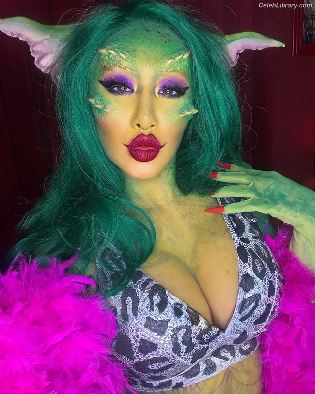 Shotzi Blackheart photo 5 of 703