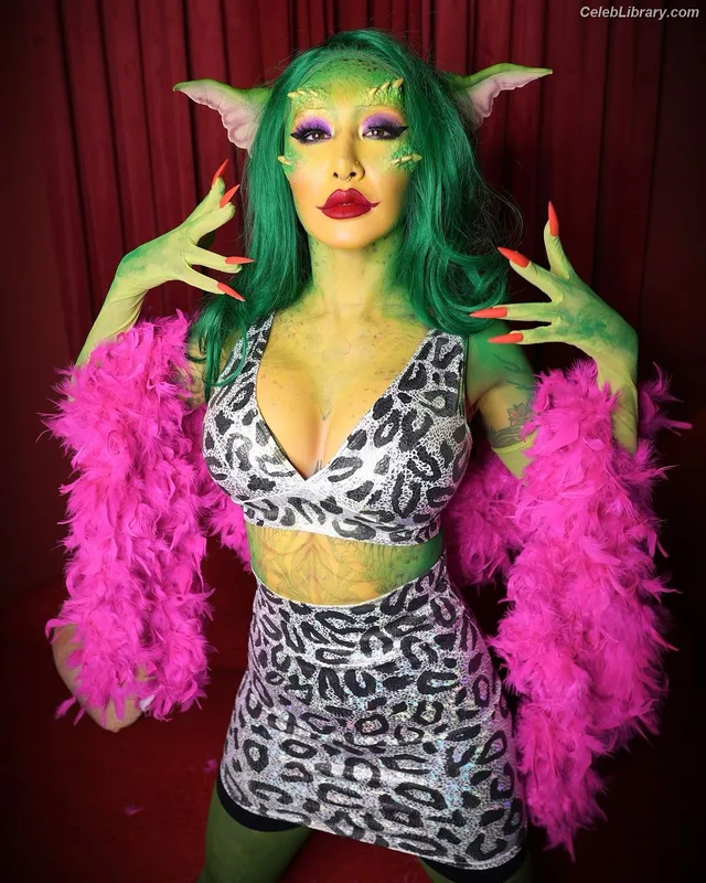 Shotzi Blackheart photo 7 of 703