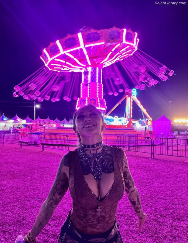 Shotzi Blackheart photo 14 of 703