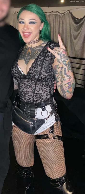 Shotzi Blackheart photo 9 of 703