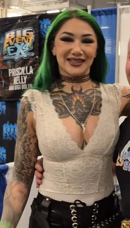 Shotzi Blackheart photo 15 of 703