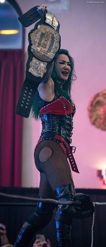 Shotzi Blackheart photo 22 of 703