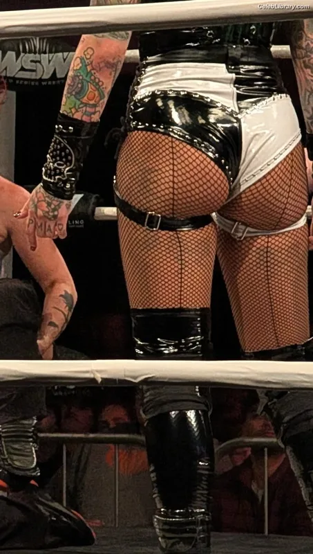 Shotzi Blackheart photo 3 of 703