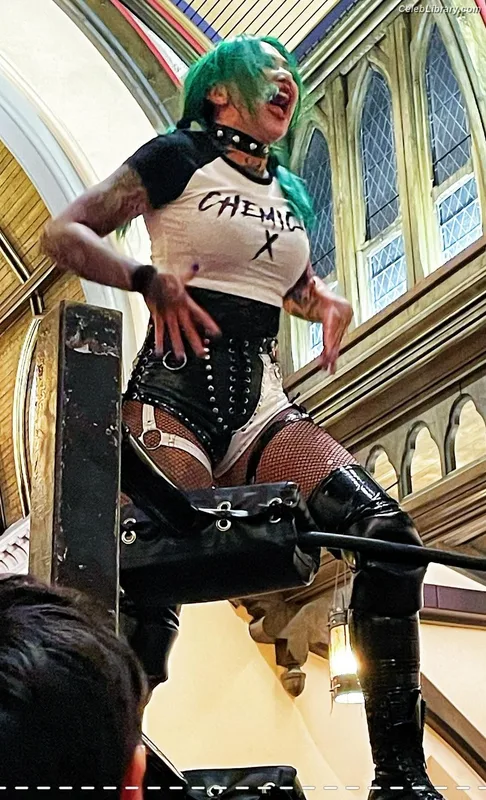Shotzi Blackheart photo 5 of 703